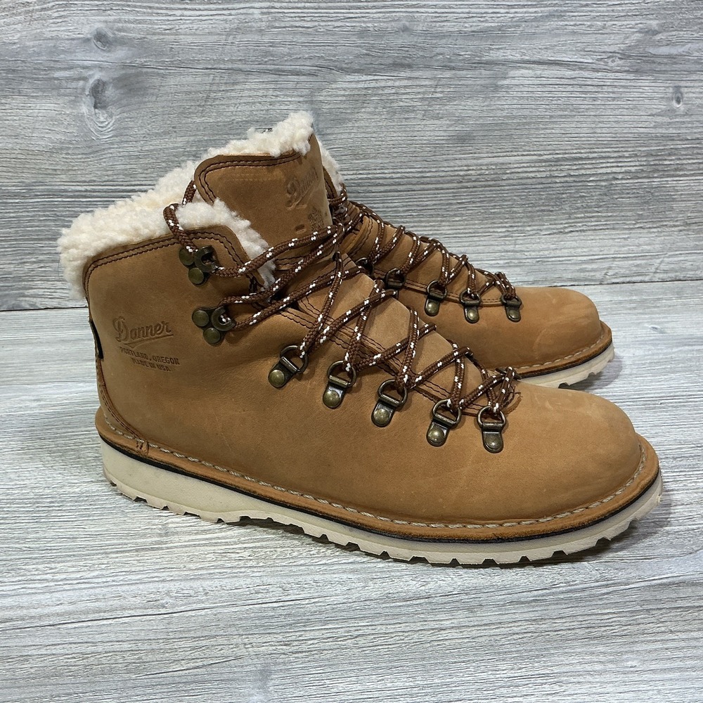 Danner Boots Women's Size 9 USA Mountain Pass Shearling Sierra Gore Tex 33307 M